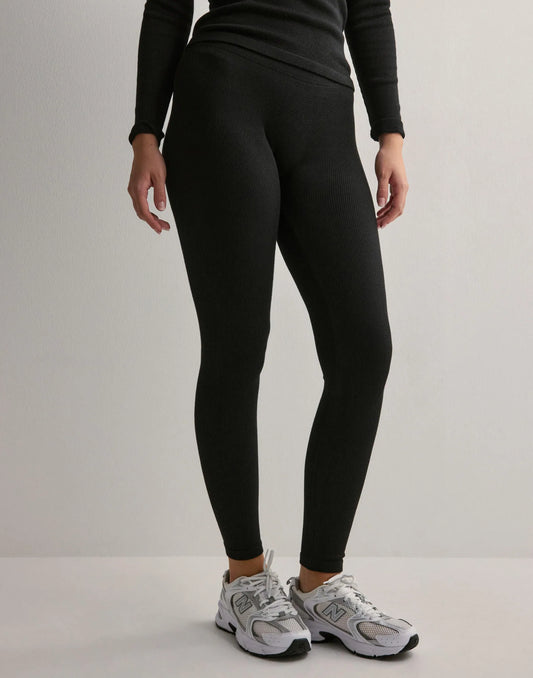 Bordás gyapjú leggings